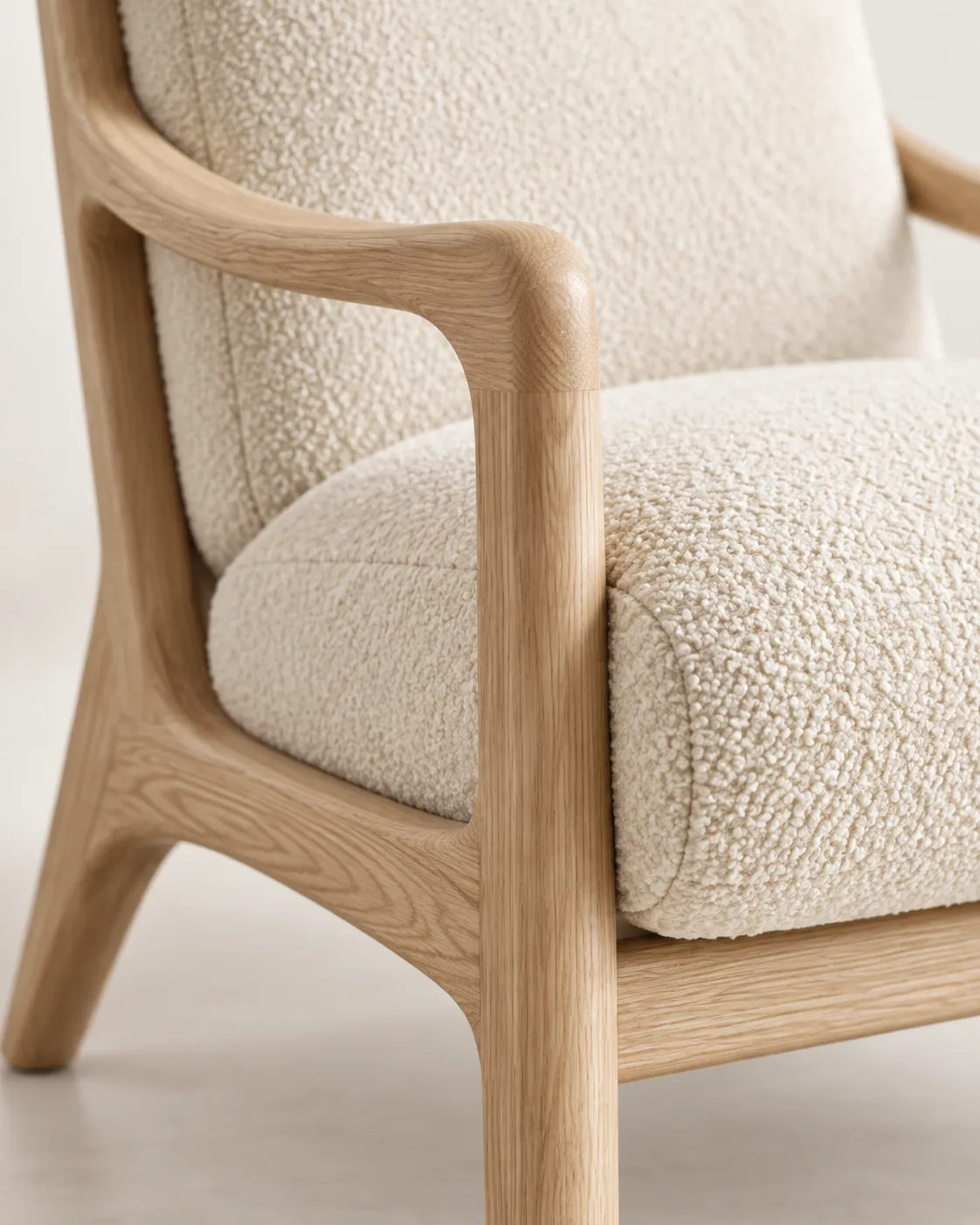 Vela Lounge Chair - Image 4